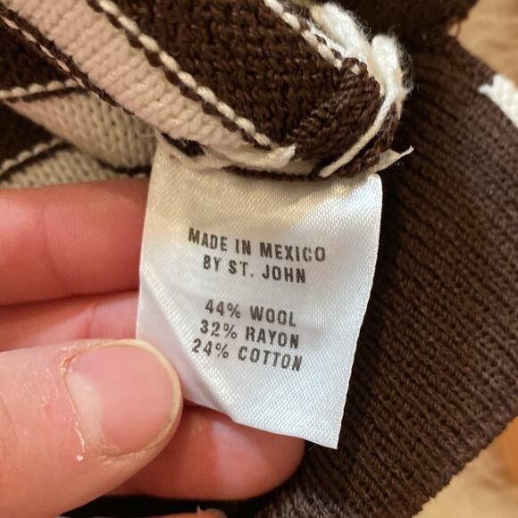 St. John Sport Women’s Brown & White Striped Cropped Knit Sweater Sz Sm - Picture 8 of 12